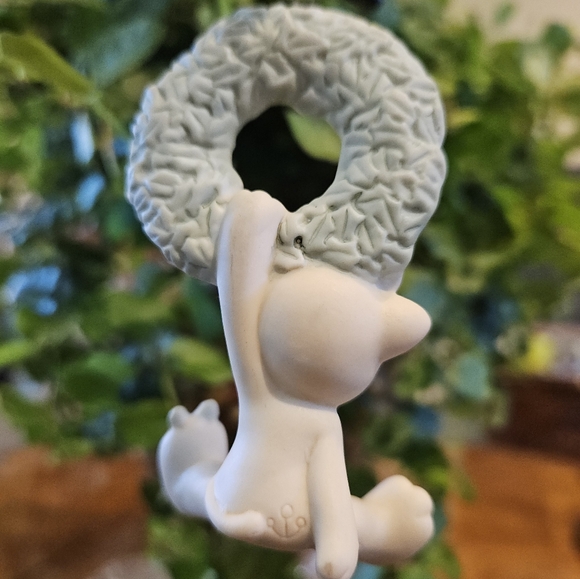 Enesco Precious Moments Christmas Ornament Figurine "Hang On For the Holly Days" - Picture 2 of 3